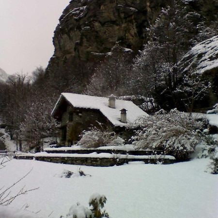 Hotel Chalet Le Primule Premia Exteriér fotografie